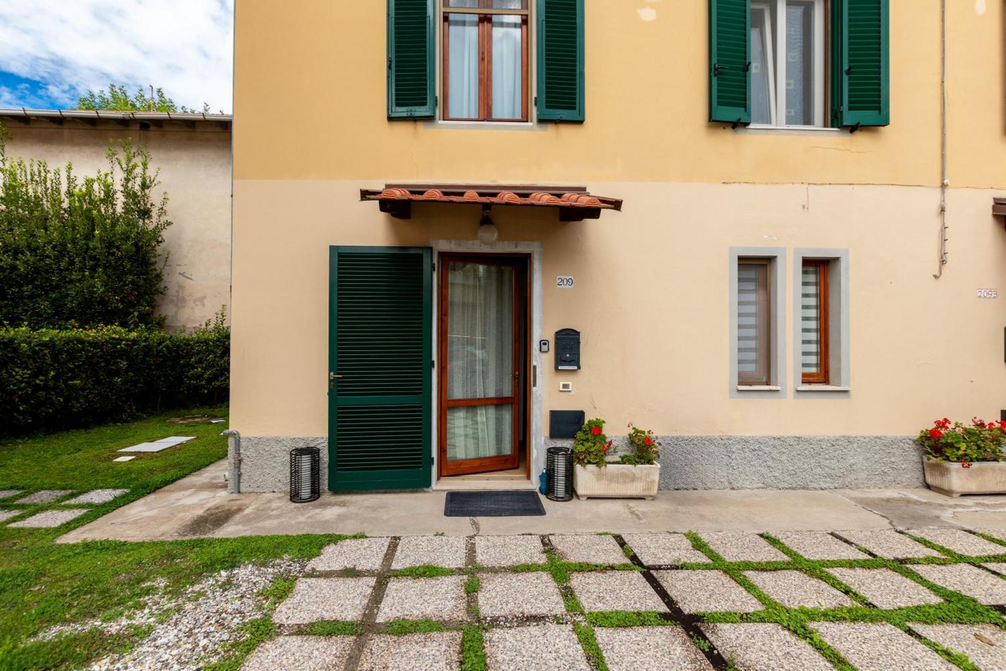 Pit Stop, Camera Al Primo Piano Con Clima E Bagno Privato Apartment Pisa Exterior photo